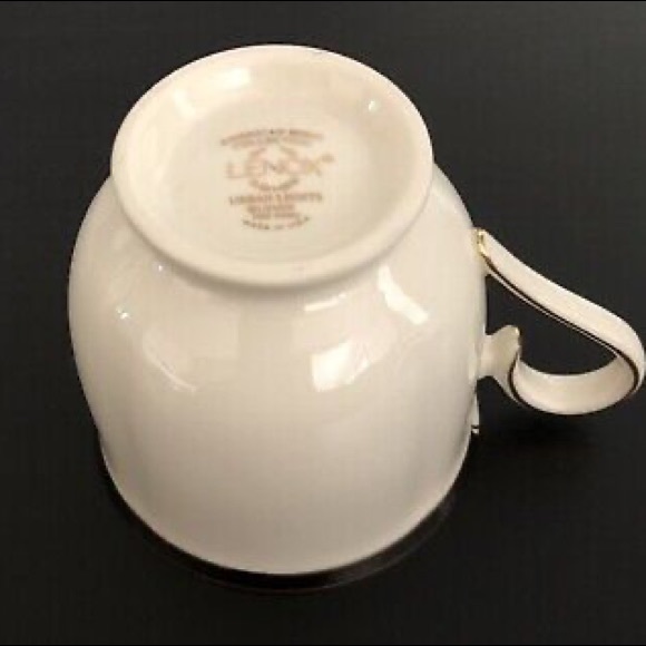 7 Lenox URBAN LIGHTS Cups - Very Elegant Black Bands, Gold Trim - Picture 5 of 12